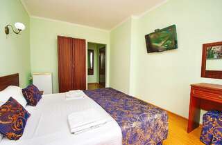 Гостиница Верона Дивноморское Двухместный номер с 1 кроватью и балконом-3