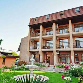 Гостиница Верона Дивноморское-0