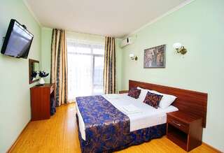 Гостиница Верона Дивноморское Двухместный номер с 1 кроватью и балконом-1