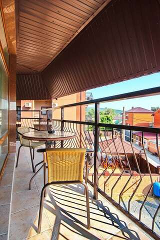 Гостиница Верона Дивноморское Трехместный номер «Комфорт»-6